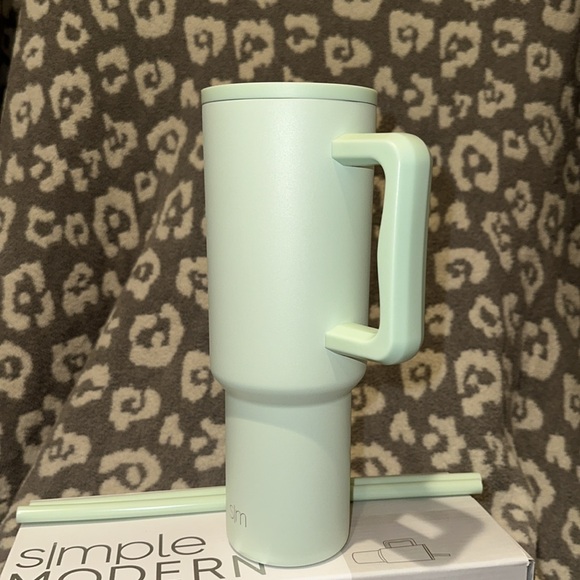 Simple Modern TREK 40oz Tumbler in Retro Mint 😍 New & Never Used 😍 - Picture 17 of 17